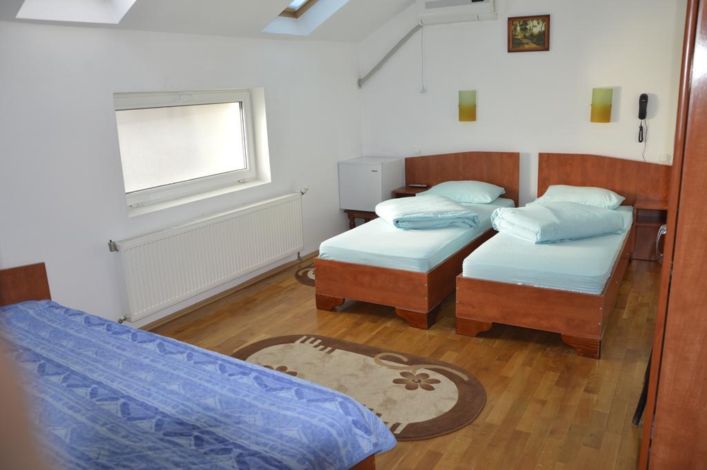 Motel Buti Sighetu Marmaţiei 객실 사진