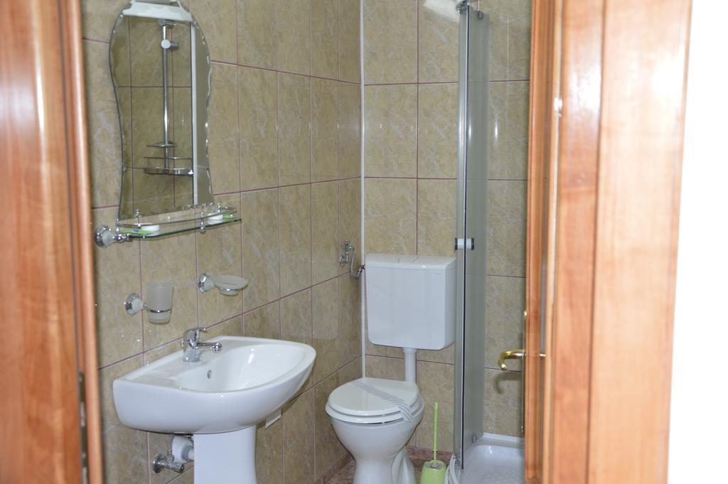 Motel Buti Sighetu Marmaţiei 객실 사진